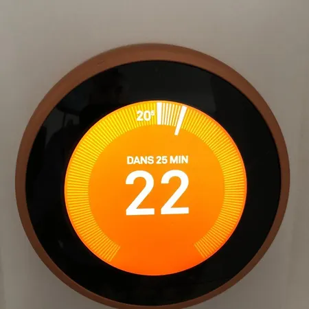 Grand T2 Confort 50 M2 Tv Avec Canal Séries Netflix Dazen Bein Sport Apple Tv Ocs Paramount Prime Vidéo Appartement Nancy