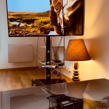 Apartmán T2 Confort Tv 55' Avec Canal Series Netflix Dazen Bein Sport Apple Tv Ocs Paramount Prime Video