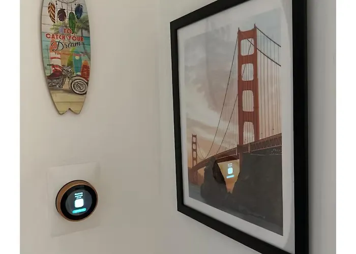 T2 Confort Tv 55' Avec Canal Series Netflix Dazen Bein Sport Apple Tv Ocs Paramount Prime Video * Nancy